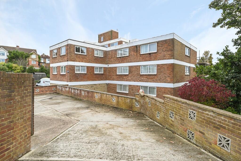 Main image of property: 37 Linton Road, Hastings, TN34