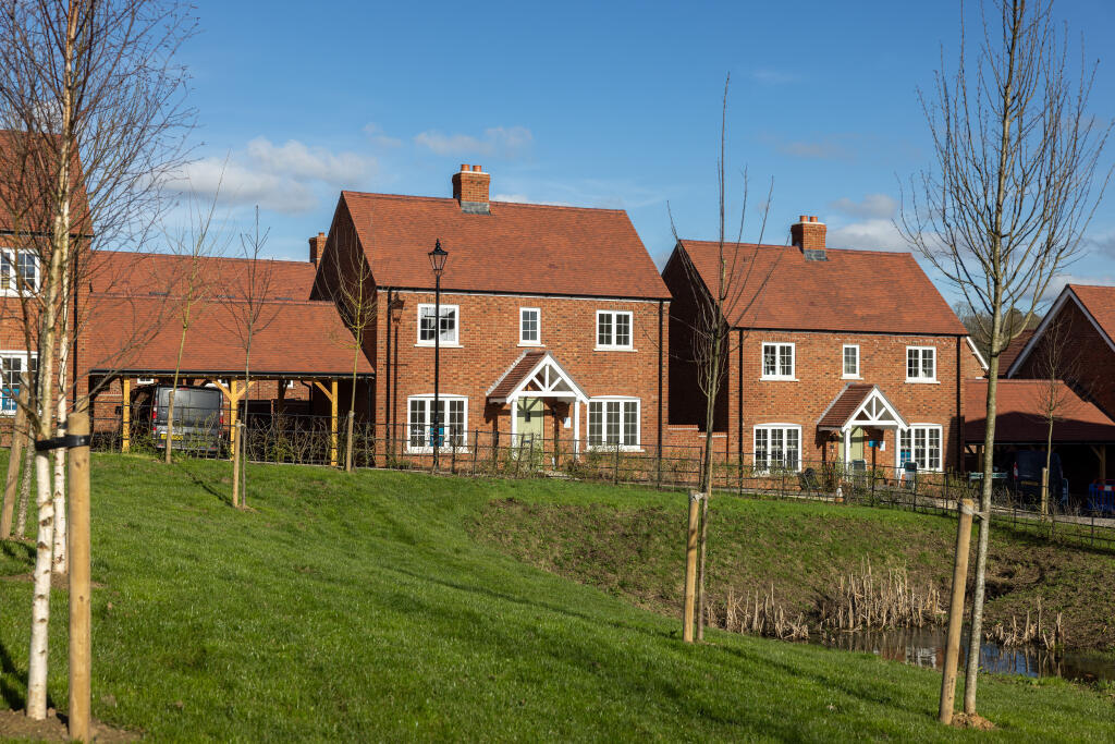 Main image of property: Clayhill Road,
Burghfield Common,
RG7 3NZ