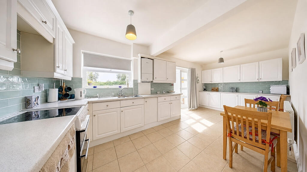 House in Canterbury - View 5