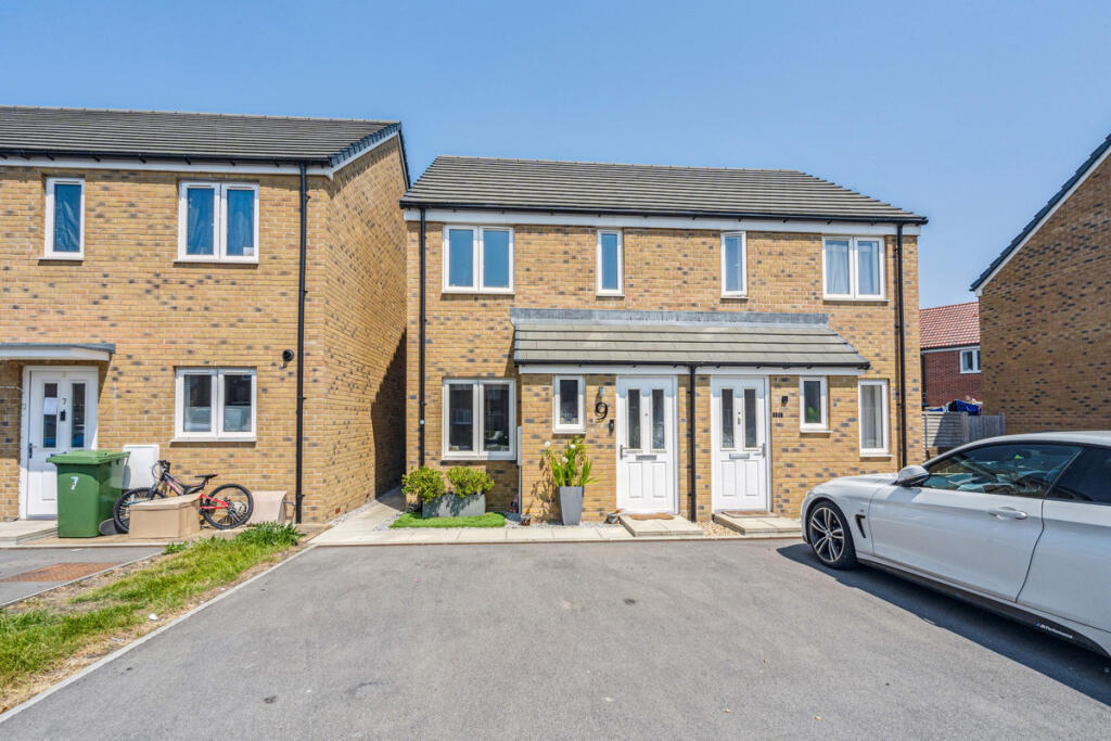Main image of property: Horsa Close, Wantage, OX12