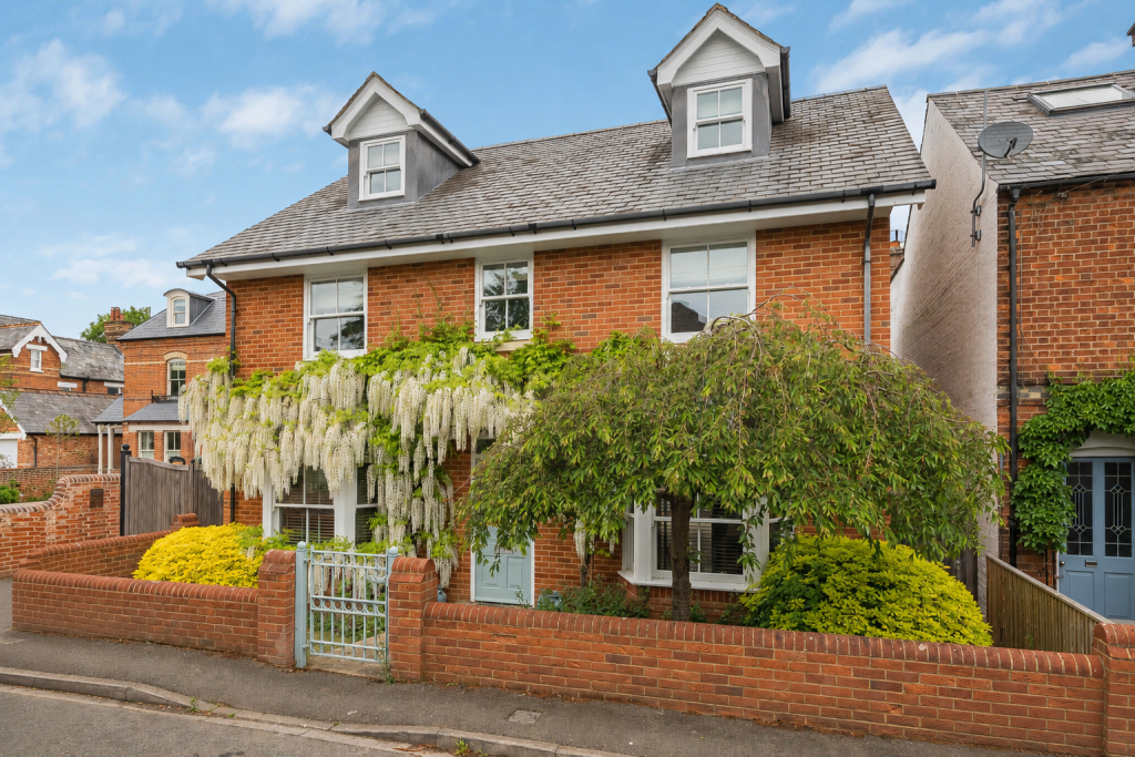 Main image of property: Beaumont Rise, Marlow, Buckinghamshire