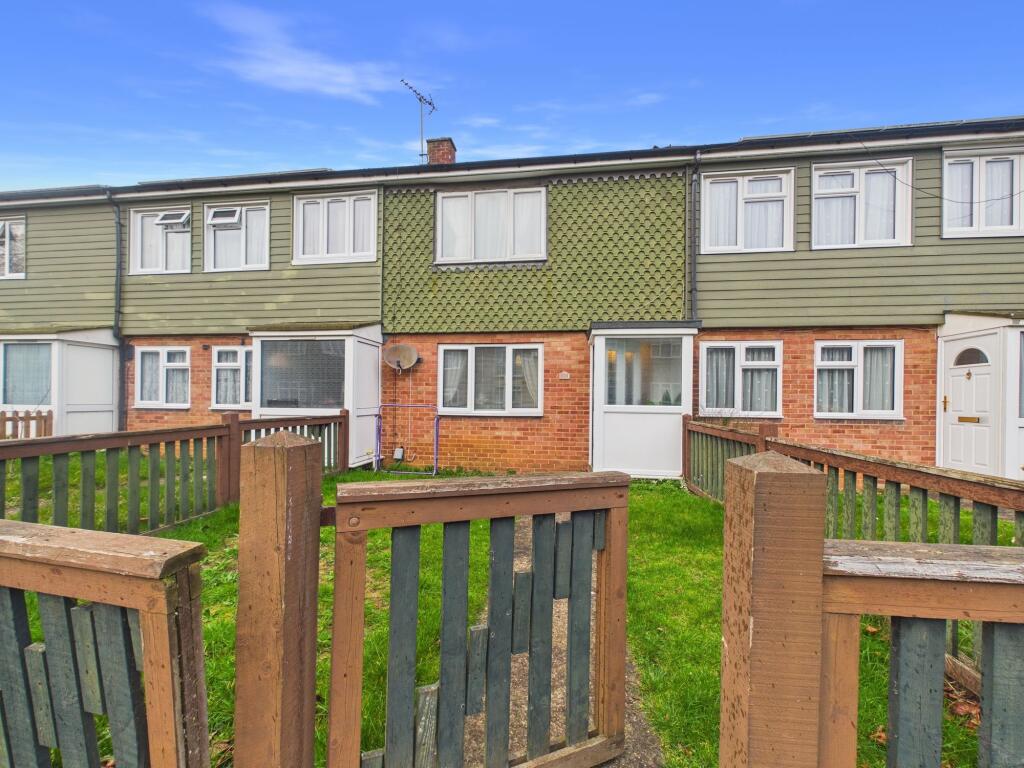2-bed terraced on Gransley Rise, Peterborough, PE3, £180,000