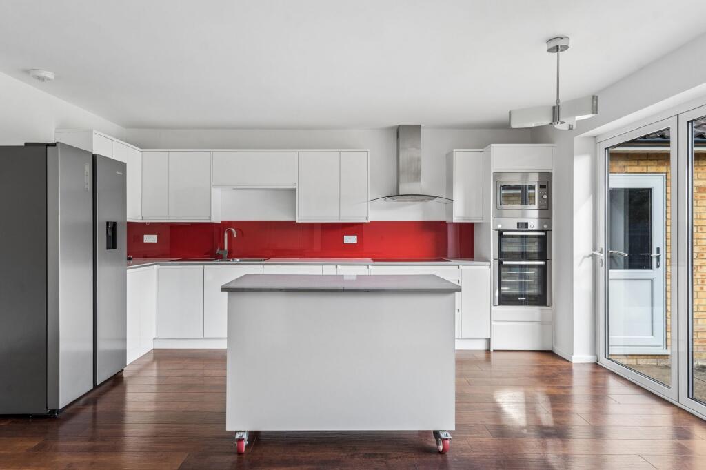 House in Hemel Hempstead - View 2