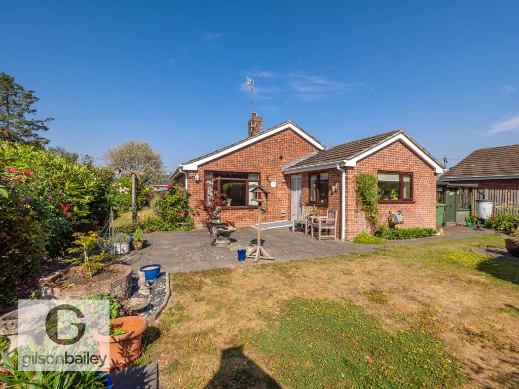 House in Broadland, Lingwood, Lingwood and Burlingham - View 3