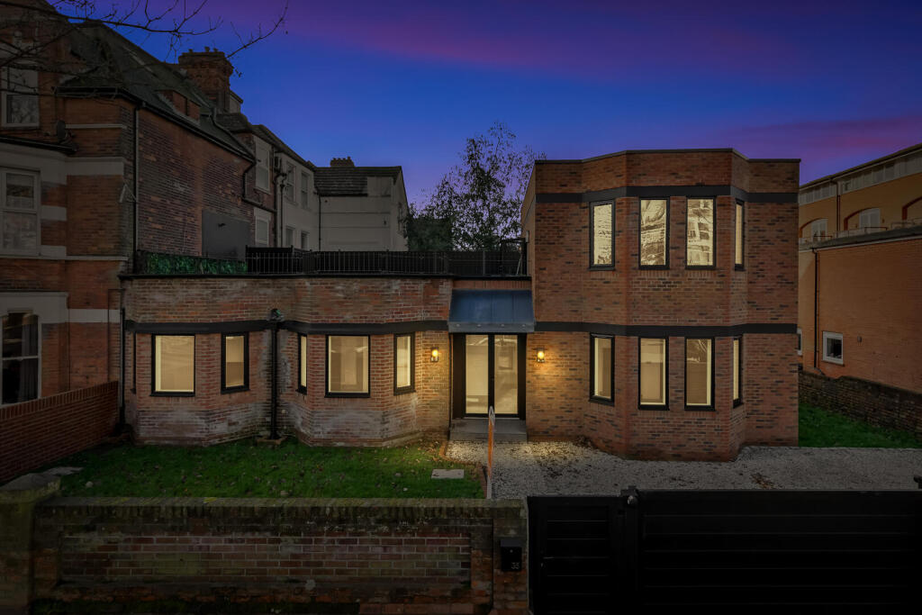 Main image of property: Earls Avenue, Folkestone