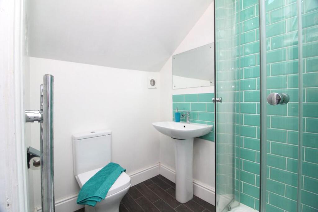 House in Sheffield, Lower Walkley, Walkley - View 4