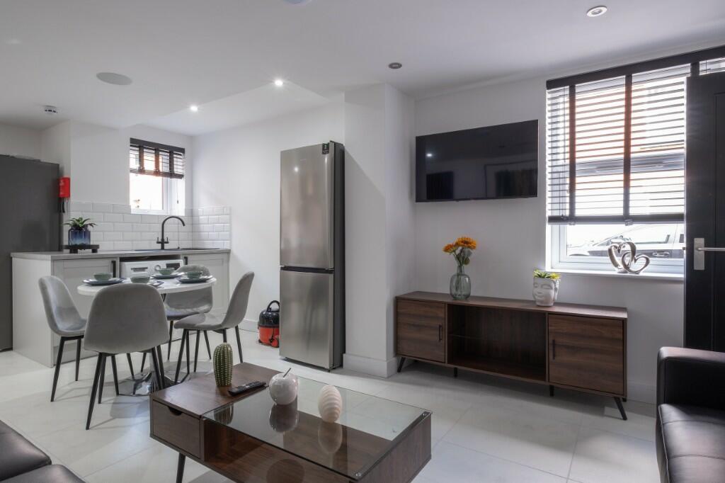 House in Lincoln, New Boultham - View 2