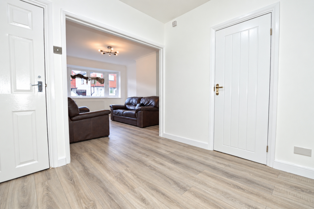 House in Romford - View 4