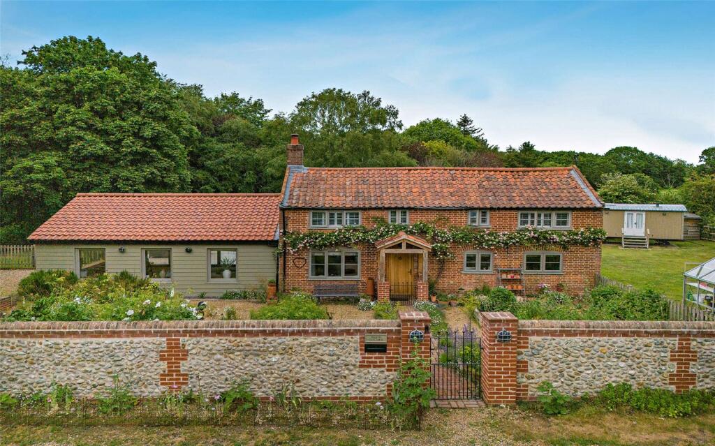 Main image of property: Ridlington, North Walsham, Norfolk, NR28