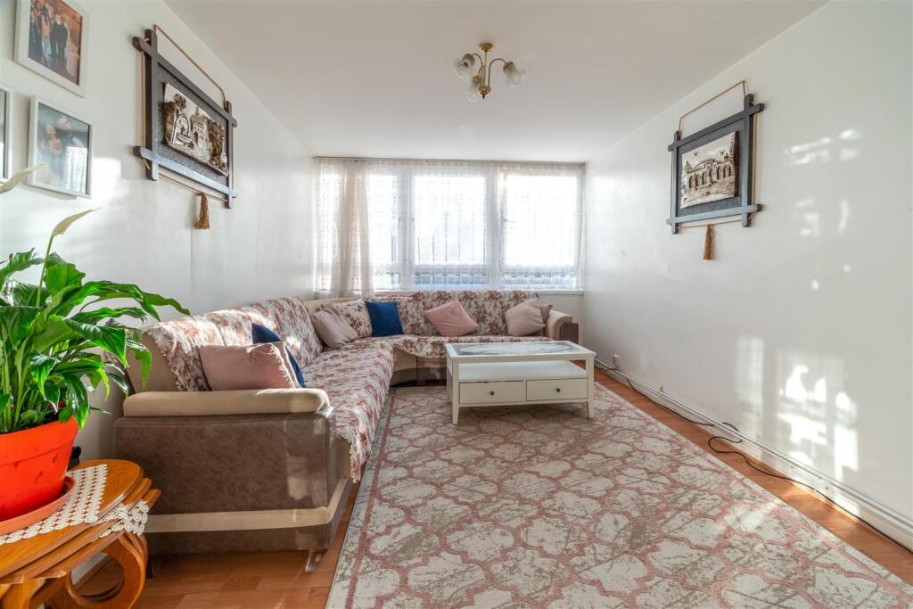 Apartment in London - View 4