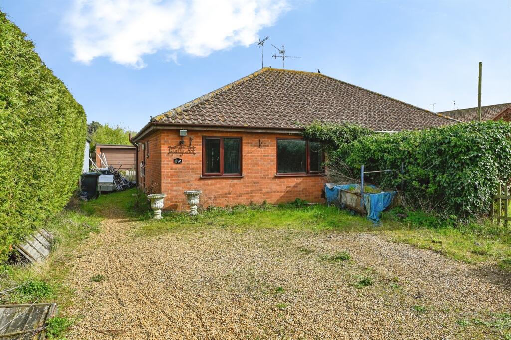 Main image of property: Lynn Road, Ingoldisthorpe, King's Lynn