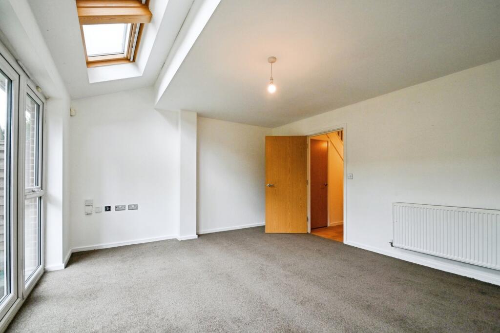 Whitsun Avenue, Salford, Greater Manchester, M7 photo 3