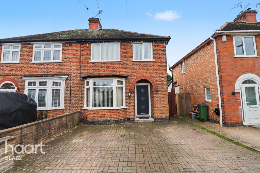 Main image of property: Oakleigh Avenue, Leicester
