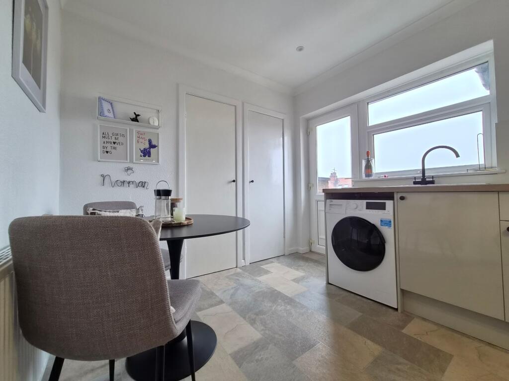 Apartment in Scarborough, North Yorkshire - View 4