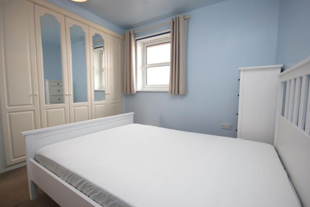 Apartment in Edinburgh - More