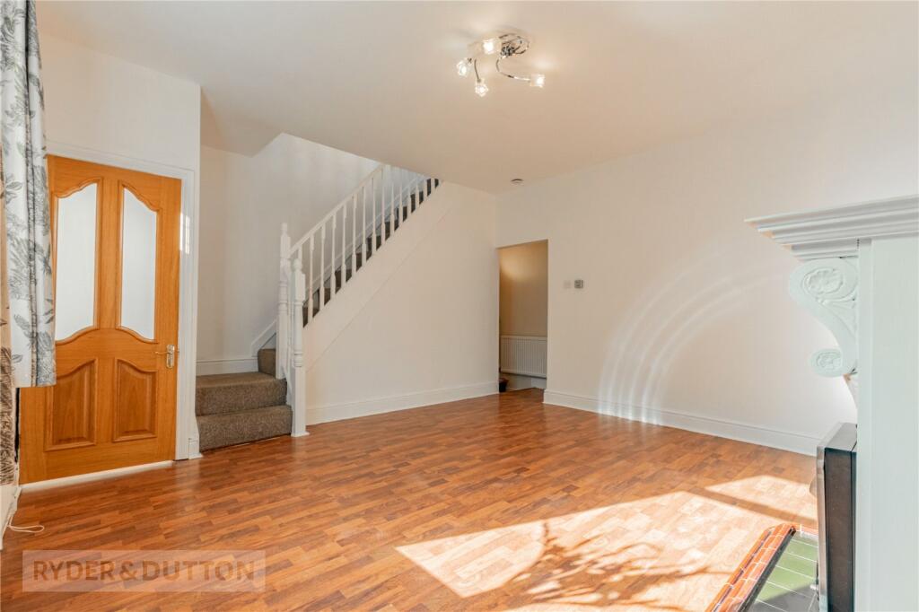 Pickhill Lane, Uppermill, Saddleworth, OL3 photo 4