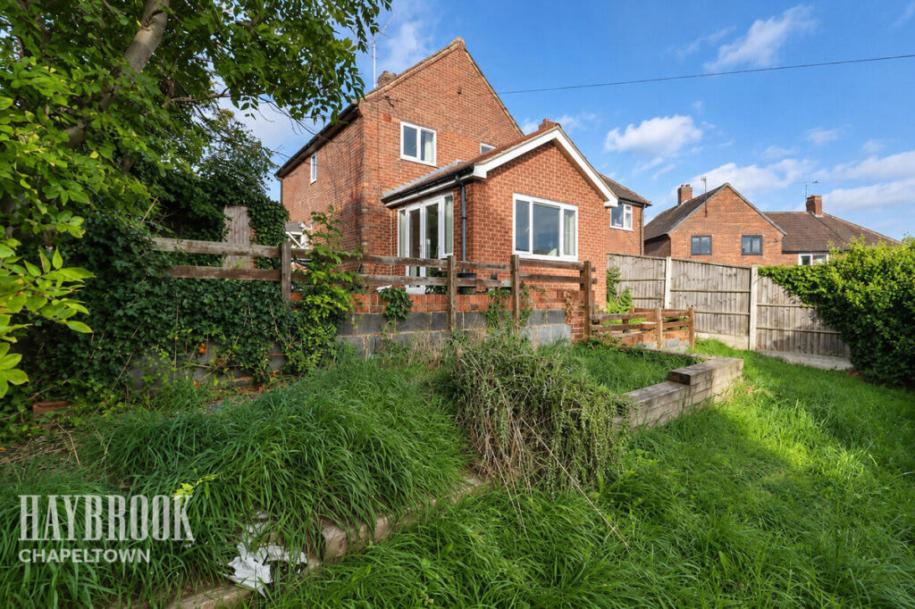 House in Sheffield, Lane End, Ecclesfield - View 2