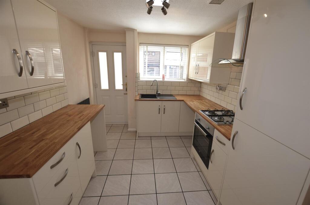 Falcon Way, Sinfin, Derby photo 3
