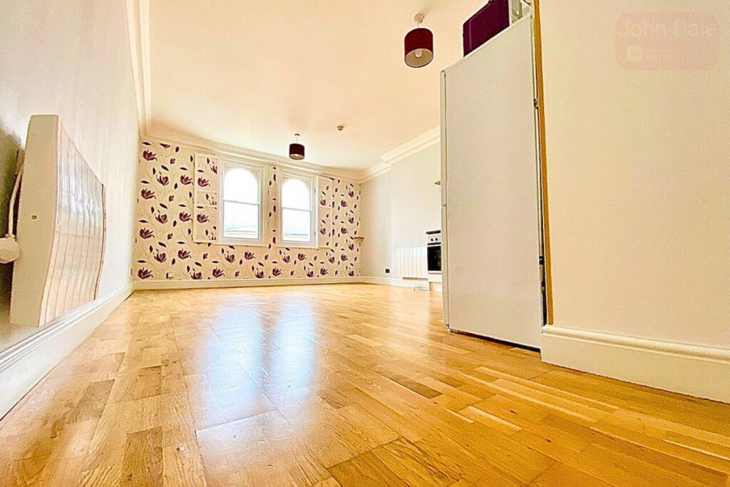 Apartment in Brighton - View 5