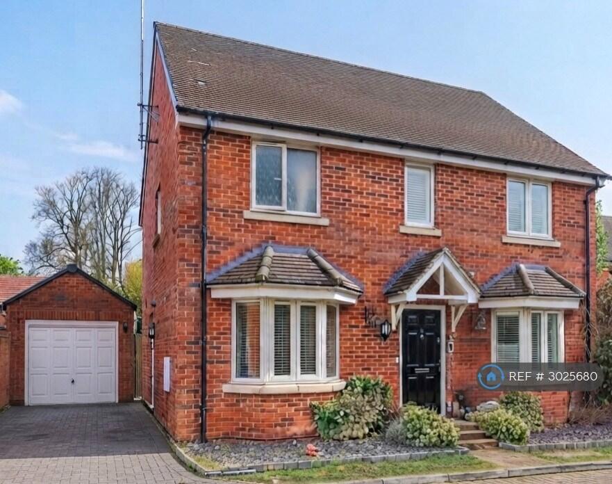 House in Hemel Hempstead, Little Chalfont - More