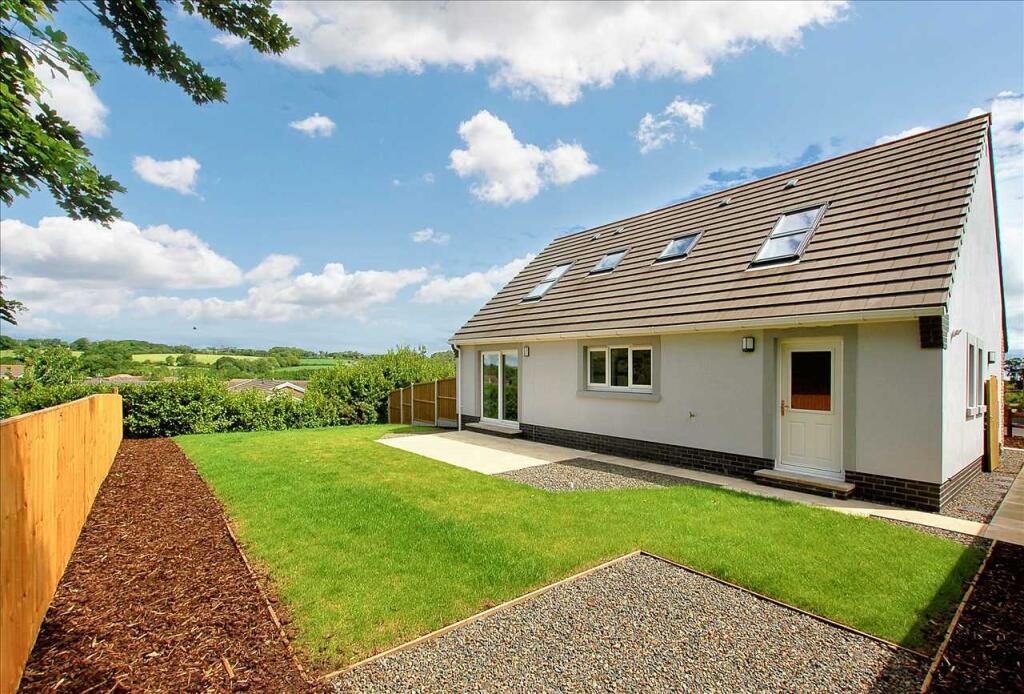 20 Fourth Lane, Off Upper Lamphey Road, Pembroke photo 2