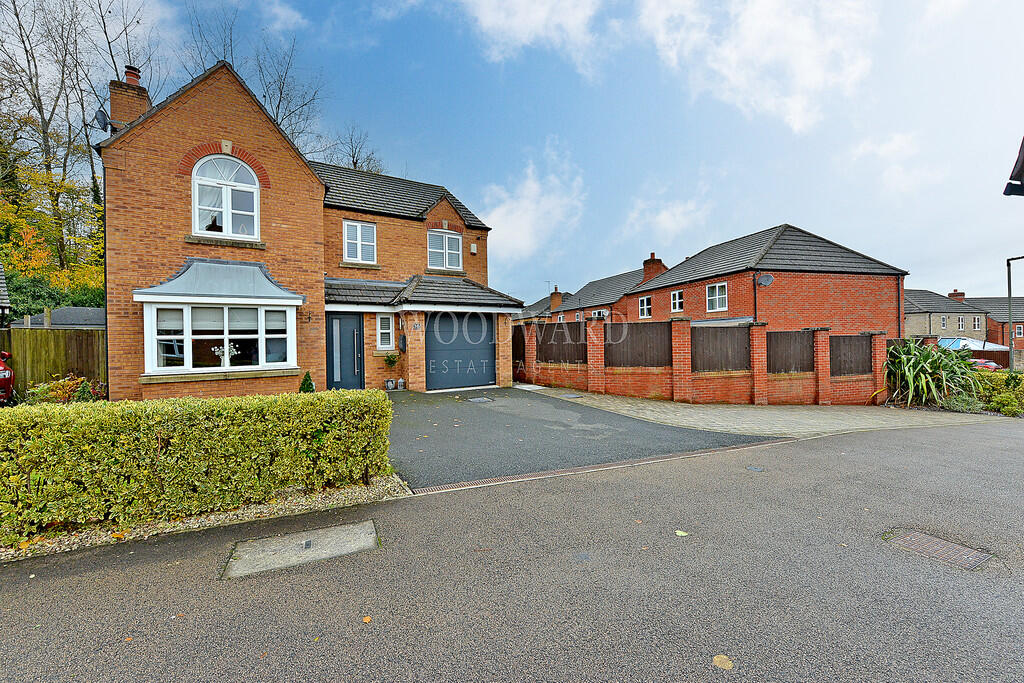 4-bed detached on St. Pancras Way, Ripley, £375,000