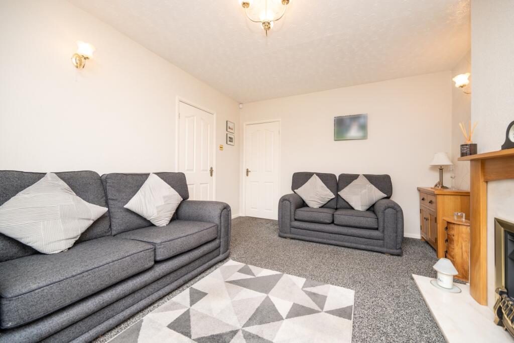 House in Dudley - View 4