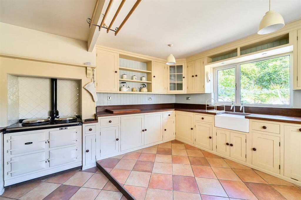 House in Bridport, Dorset - View 3