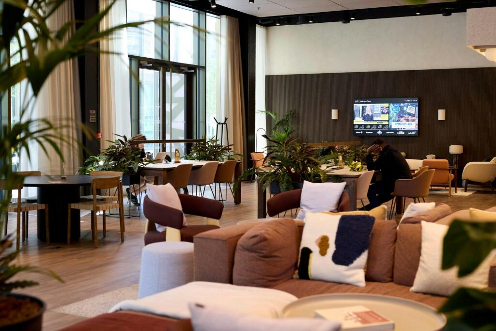 Wellingon_Place_-137-scaled.jpg