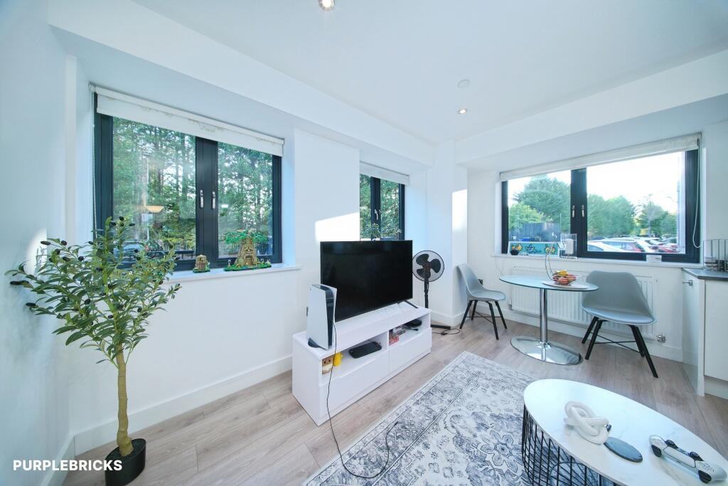 Apartment in Birmingham - More