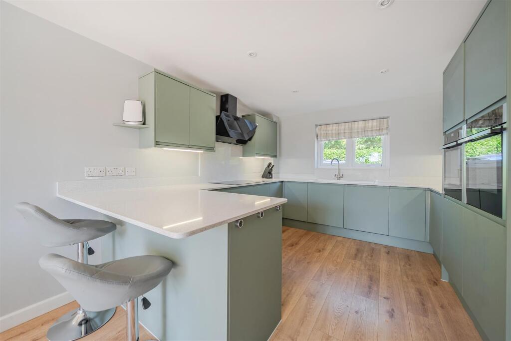 House in Basingstoke and Deane, Stratfield Turgis - More