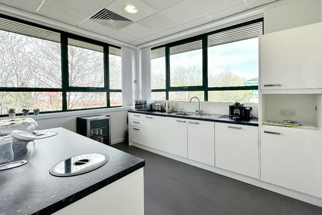 lindley court_office for rent_0006_Layer 3.jpg