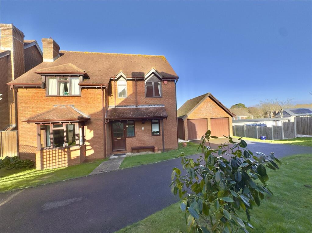 Main image of property: Kivernell Place, Milford on Sea, Lymington, Hampshire, SO41