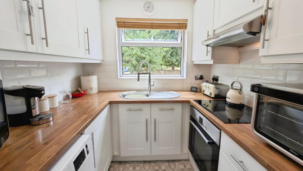 Five Acre Drive, Stapleton, Bristol, BS16 1JA photo 3