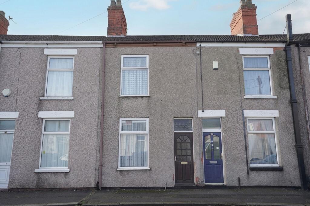 2-bed terraced on Castle Street, Grimsby, DN32, £53,000