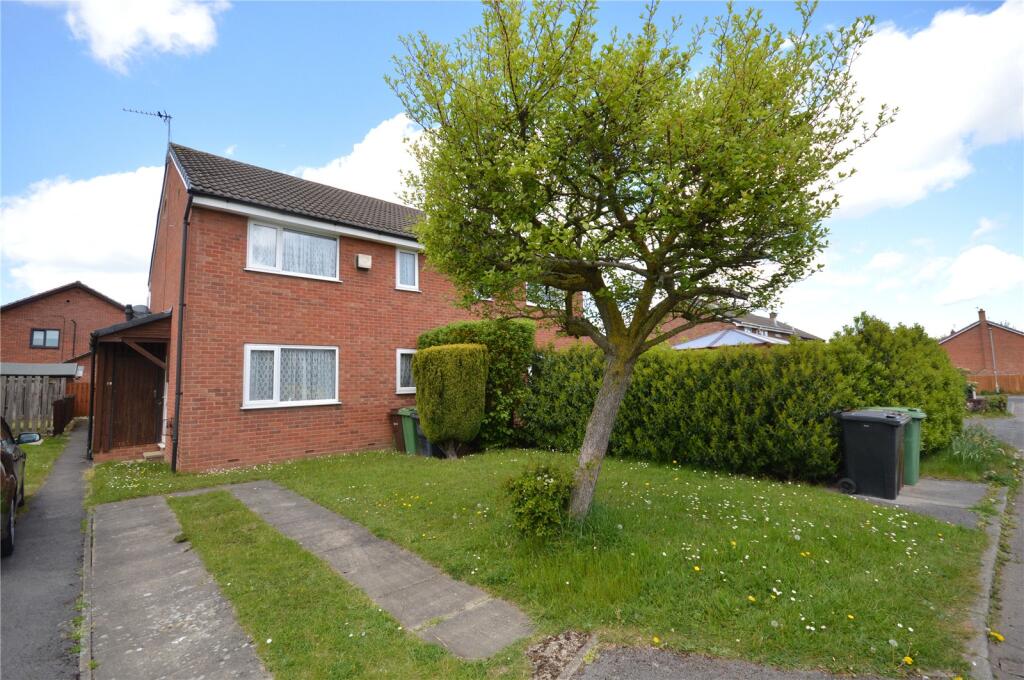Main image of property: Lea Park Gardens, Leeds, West Yorkshire
