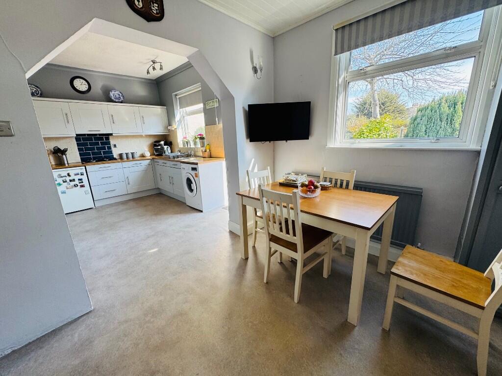 House in Ilford - More
