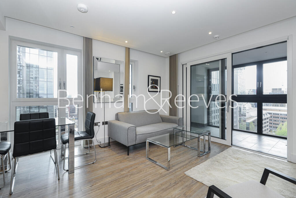 Main image of property: Wiverton Tower, New Drum Street, E1