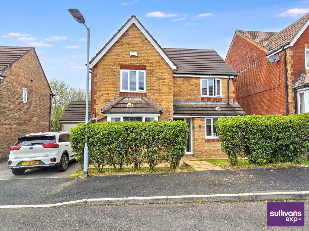 Main image of property: Cwrt Y Cadno, Birchgrove, Swansea, SA7 9TF