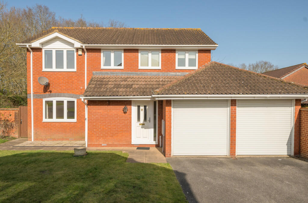 Main image of property: Lyndhurst Close, Orpington, Kent, BR6