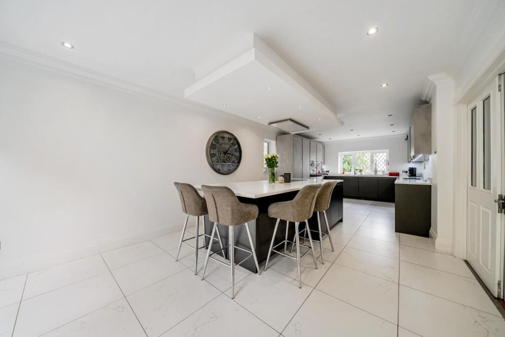 House in London, Elmstead - View 3