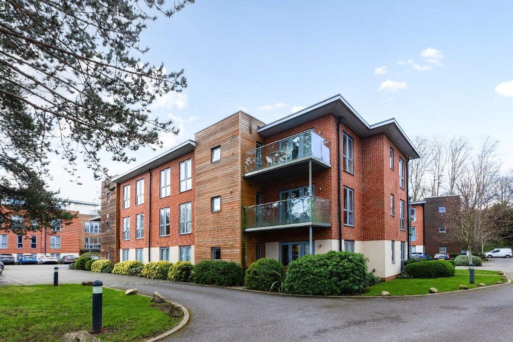 Main image of property: Morewood Close, Sevenoaks, Kent, TN13