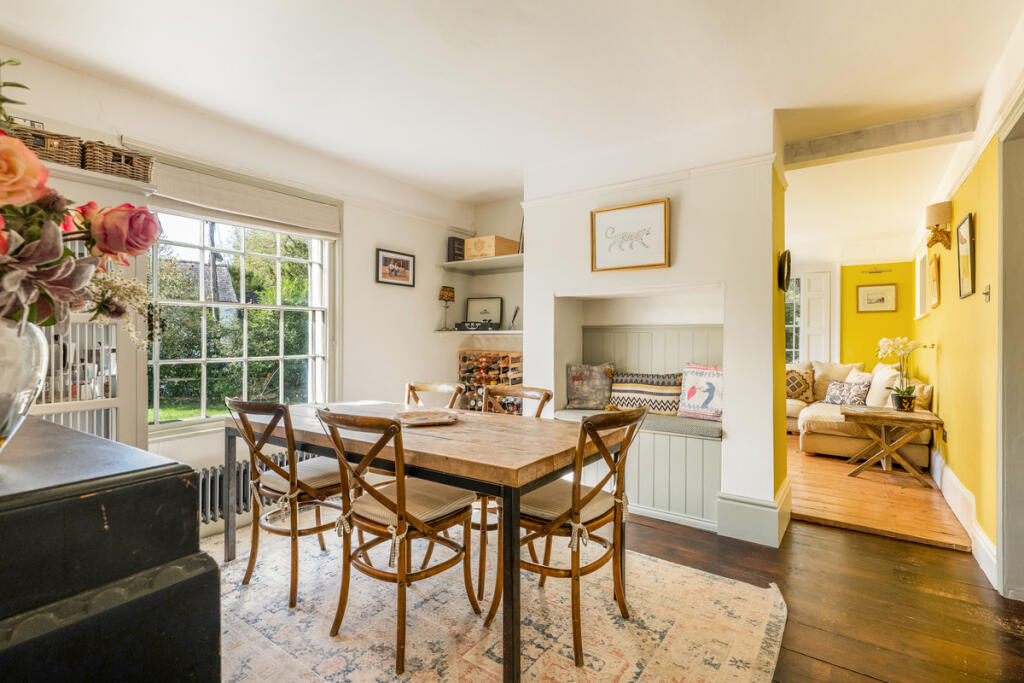 House in Redhill - View 5