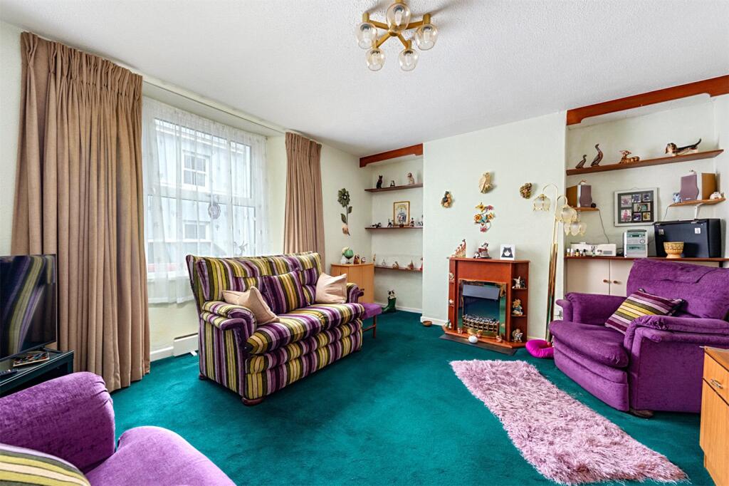 Wellington Street, Torpoint, Cornwall, PL11 photo 3