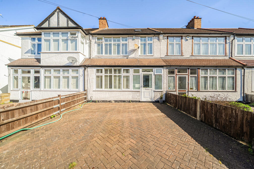 Main image of property: Lloyds Way, Beckenham