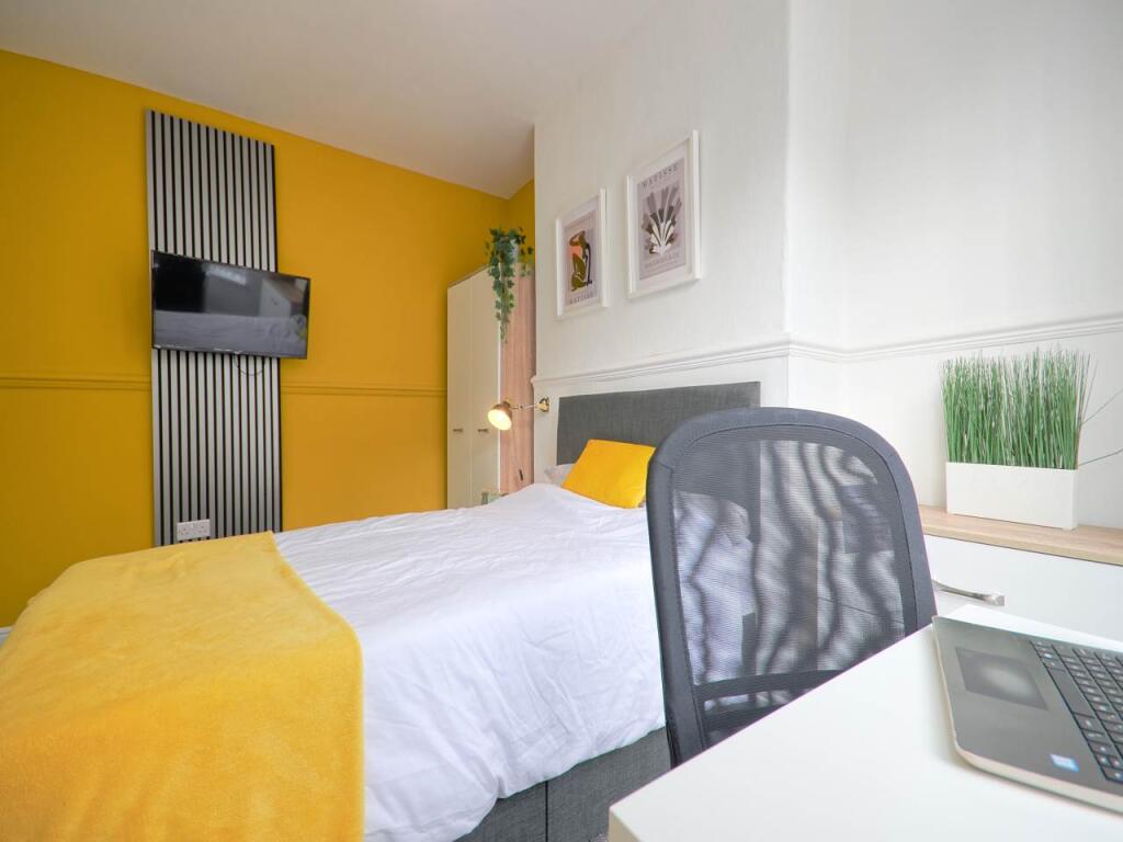 House in Liverpool - View 5