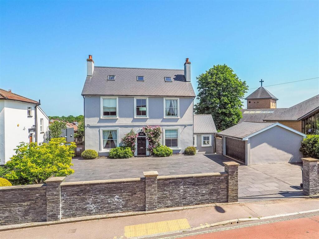 Main image of property: London Road, Waterlooville