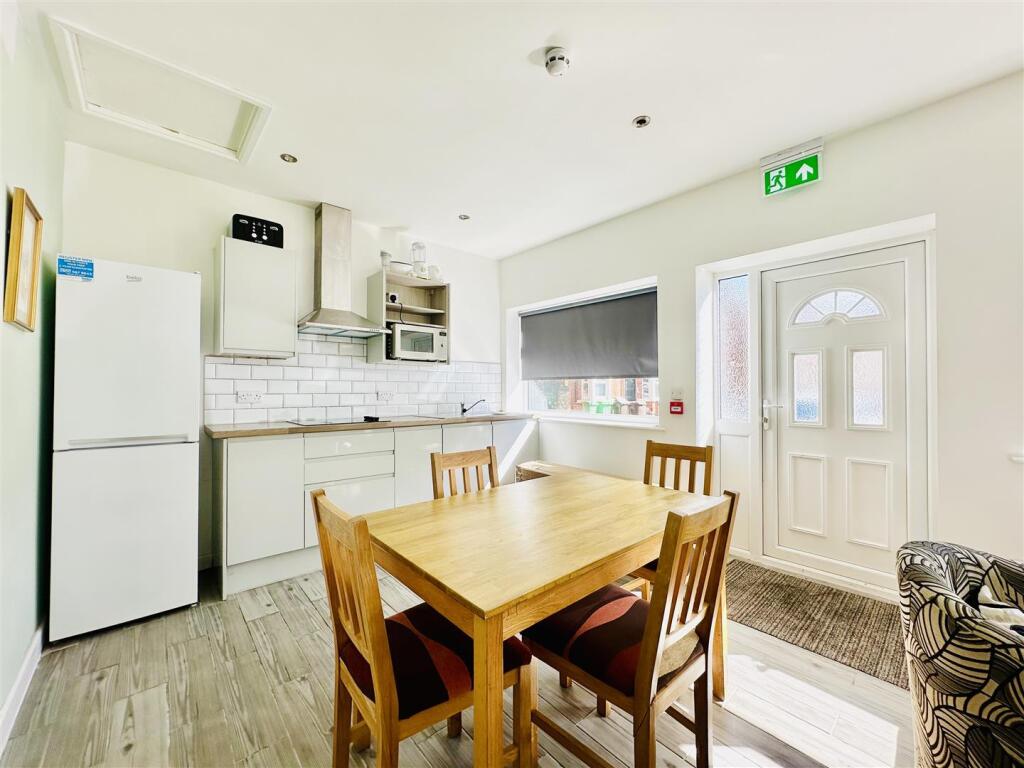 Main image of property: Derby Road, Nottingham
