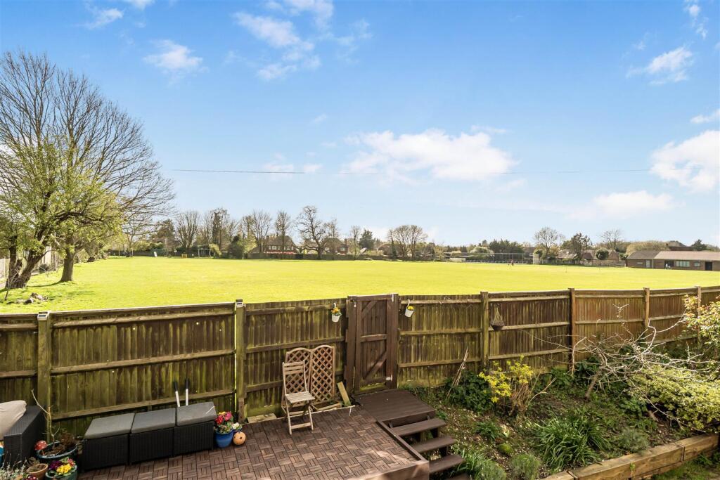 Barnham Road, Eastergate photo 2