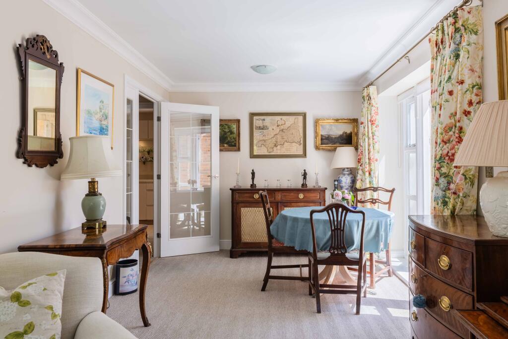 Templeton Road, Kintbury - View 6